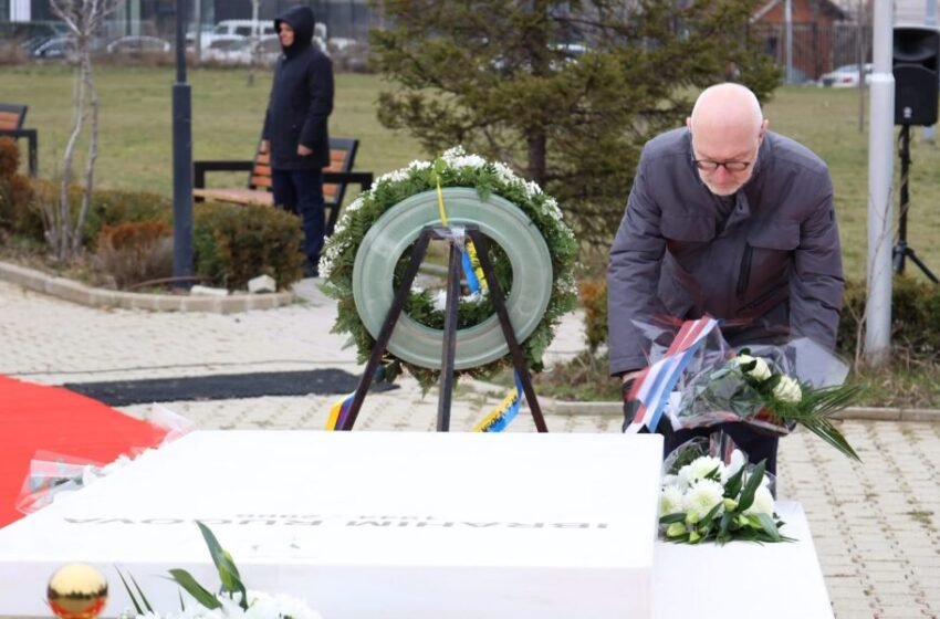  Ambasadori francez: Rugova, burrështetas vizionar, arkitekt i paqes