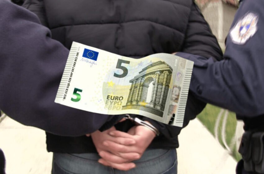  Tentoi t’ia jep 5 euro policit, arrestohet një person në pikën kufitare të Vërmicës