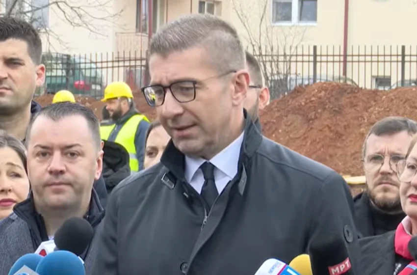  Mickoski për takimin me Ahmetin: Do të ketë takim ndonjëherë!