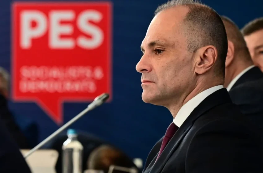  Filipçe nga Zagrebi: Qeveria po e çon Maqedoninë e Veriut drejt autoritarizmit