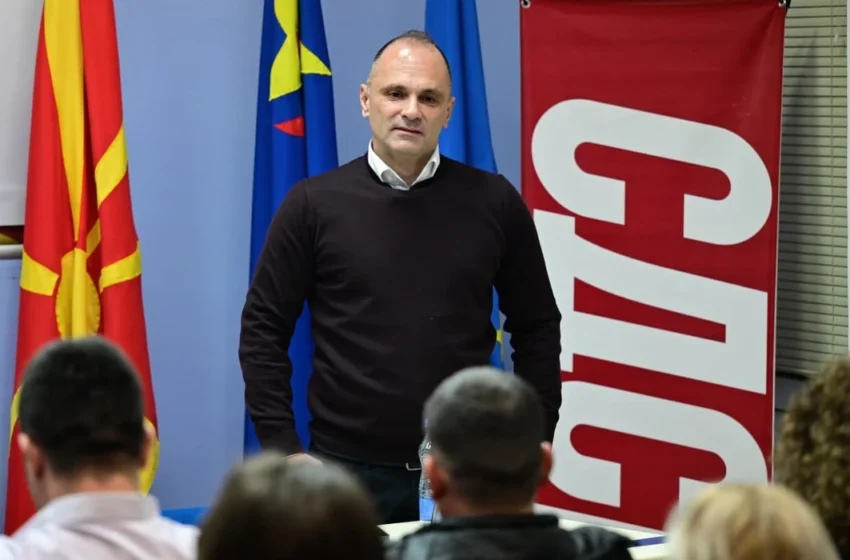  Filipçe: Nikolloski nuk ka gjetur zgjidhje për transportuesit, a do të mbajë përgjegjësi?