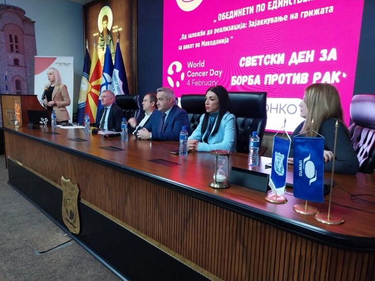  Pacientë të sëmurë nga kanceri kërkojnë qasje të personalizuar në mjekim