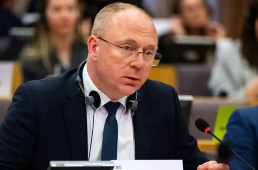  Deputeti bullgar: Me këtë ritëm negociatat e Maqedonisë me BE-në mund të zgjasin 120 vjet