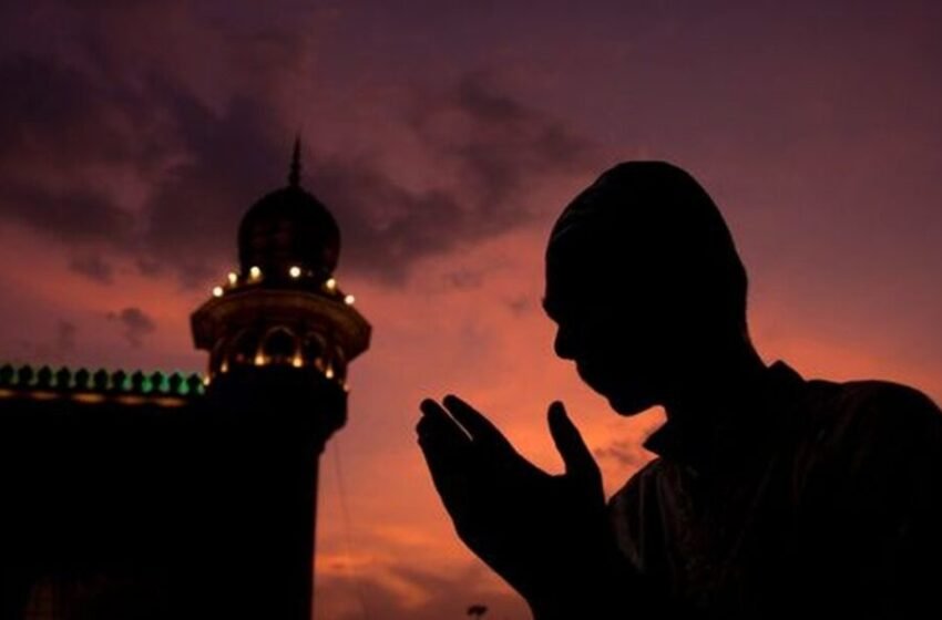  Besimtarët muslimanë të vendeve të rajonit shënojnë Natën e Kadrit