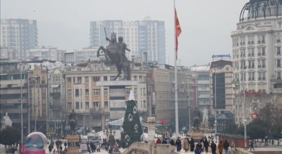 Freedom House: RMV vijon të mbetet vend “pjesërisht i lirë”, ashtu si shumica e fqinjëve të saj