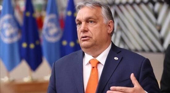 Hungaria kërcënon ndërprerjen e furnizimit me gaz të Ukrainës