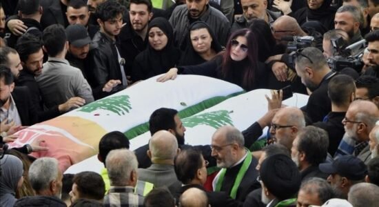 3 gazetarë vriten në një sulm ajror izraelit në qytetin Jezzine në jug të Libanit