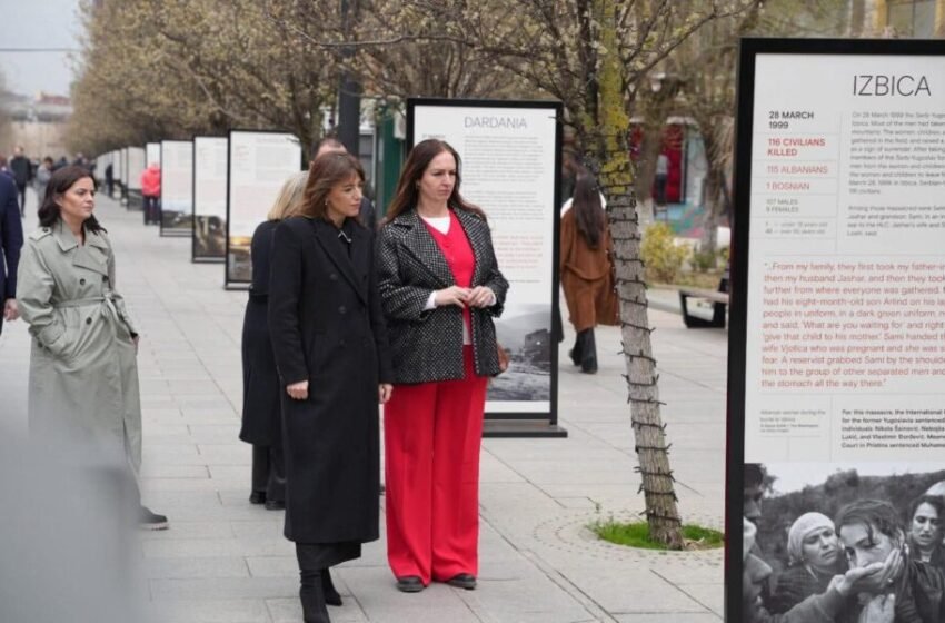 Si e promovoi pak ditë më parë kryeparlamentarja Albulena Haxhiu ekspozitën skandaloze të Shkelzen Gashit