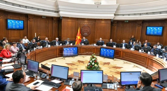 Qeveria nesër në orën 12 me masa të jashtëzakonshme për derivatet