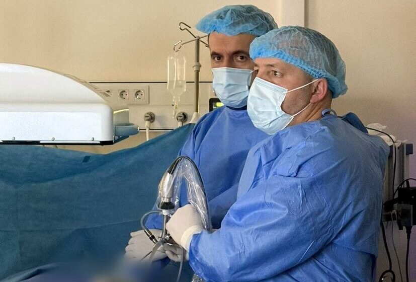  Realizohet për herë të parë në QKUK intervenimi për trajtimin e gurëve të mëdhenj në veshka