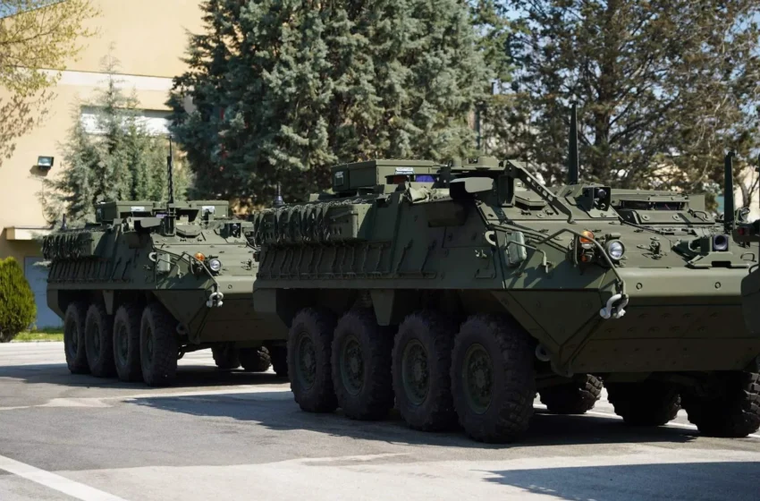  Arrijnë veturat ushtarake amerikane “Stryker” për ushtrinë e Maqedonisë së Veriut