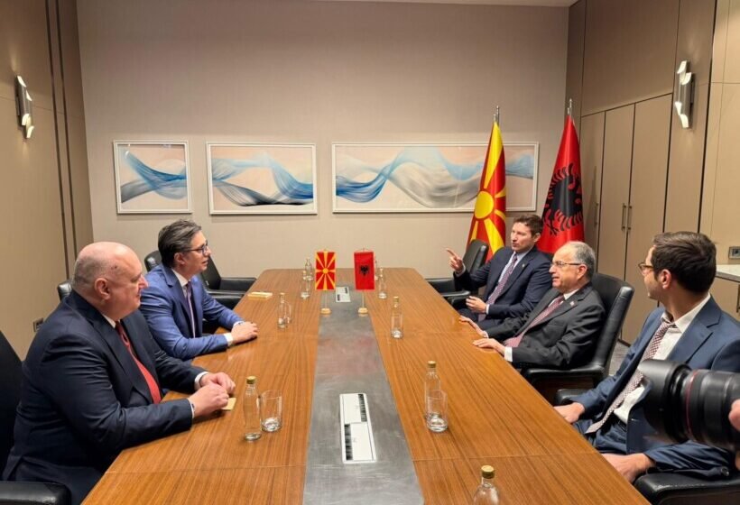  Begaj takohet me ish-presidentin Pendarovski, theksi te marrëdhëniet dypalëshe dhe Korridori 8