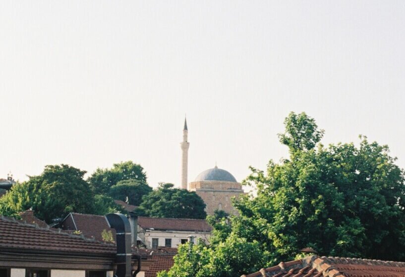  Krerët e Maqedonisë së Veriut urojnë Fitër Bajramin