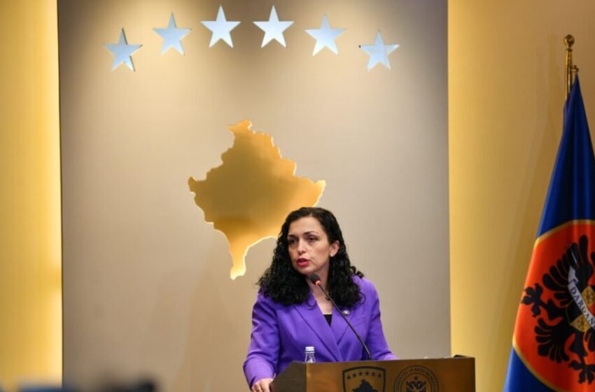  “Nuk po dojnë me m’bo presidente”, ankohet Vjosa Osmani