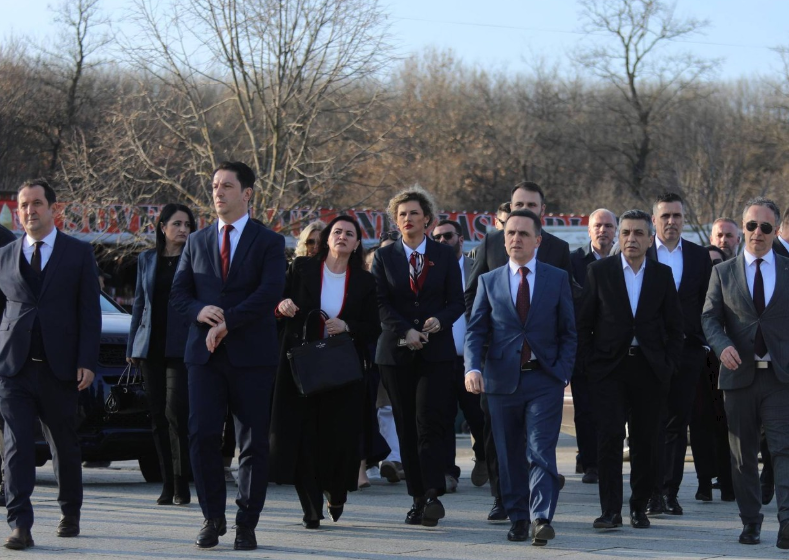  (VIDEO) Krerët e VLEN-it çojnë përpara procesin e bashkimit