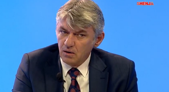 ASH Sela: Tentimi për të akuzuar Shqipërinë se autostrada ka ngecur larg kufirit është manipulim i radhës i Mickoskit