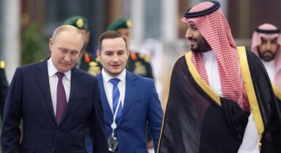 Putin dhe princi i kurorës saudite diskutojnë krizën në Lindjen e Mesme, shprehin shqetësim për viktimat civile