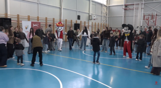 (VIDEO) “Merhamet” dhe “Vlera” me aktivitet në Likovë për Ditën e Autizmit