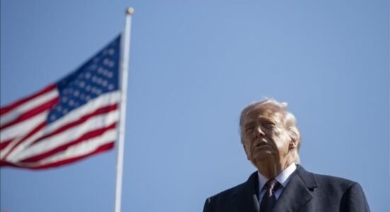 Trump: SHBA-ja mund të hapë Ngushticën e Hormuzit, të marrë naftën dhe të bëjë pasuri