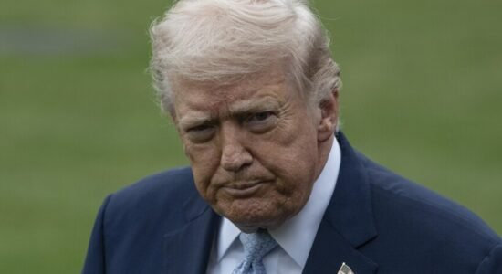 LAJMI I FUNDIT: Presidenti Trump pajtohet për armëpushim 2-javor me Iranin, shtyhet kërcënimi për fushatë të gjerë bombardimesh