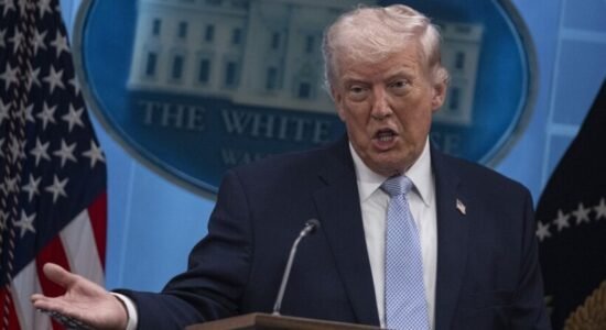 Trump: Izraeli do të “zvogëlojë” sulmet ndaj Libanit pas apelit drejtuar Netanyahut