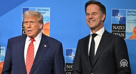 Takimi i Trumpit me shefin e NATO-s u shndërrua në një “tiradë fyerjesh”