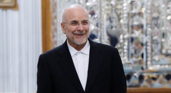 Delegacioni iranian takohet me kryeministrin e Pakistanit në Islamabad