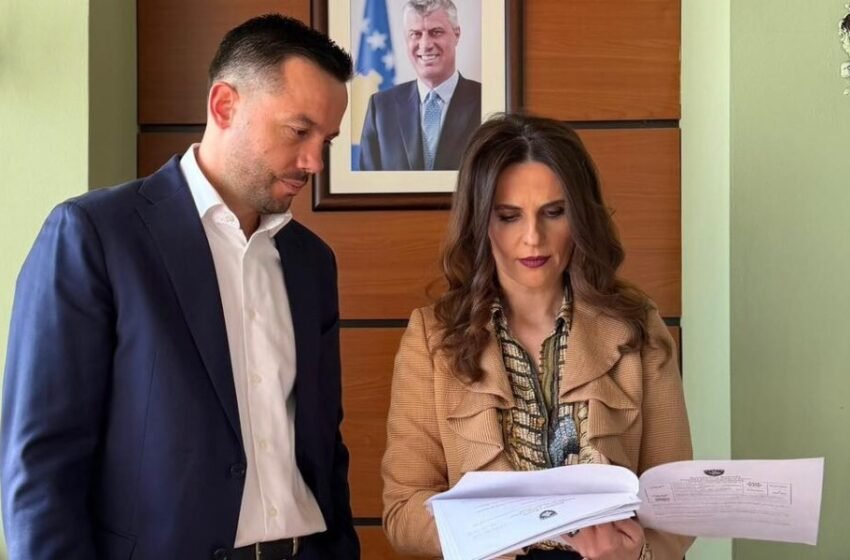  Gjuha seksiste e Gecit ndaj Çitakut, Tahiri: Ajo është frymëzim për të vazhduar përpara