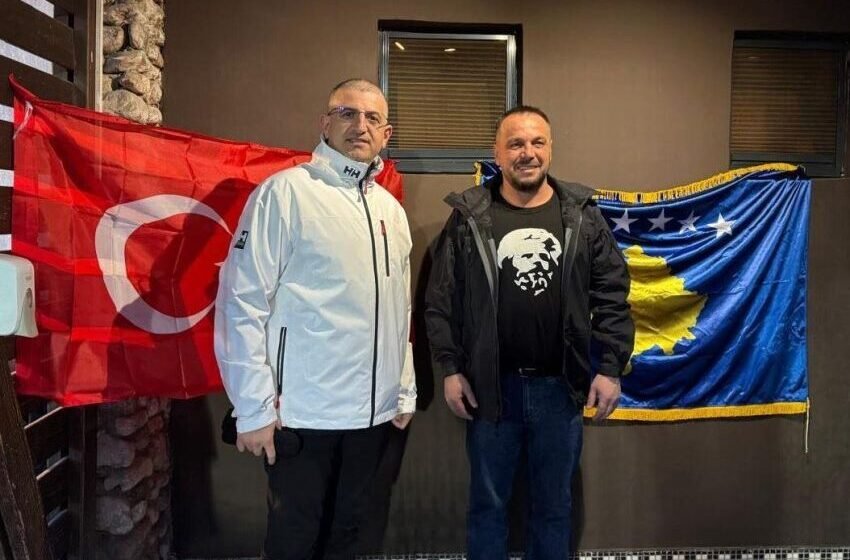  Pronari me origjinë shqiptare i dronëve “Bayraktar” zbarkon në Prishtinë