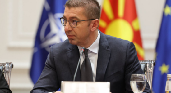Mickoski: Struga do të lidhet me korridorin 8