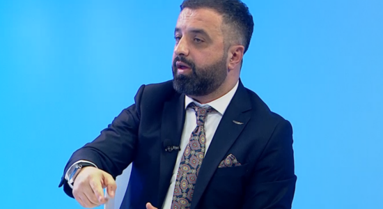 Krasniqi: Heqja e pengesave ligjore do ndalojë diskriminimin e studentëve shqiptarë në punësim