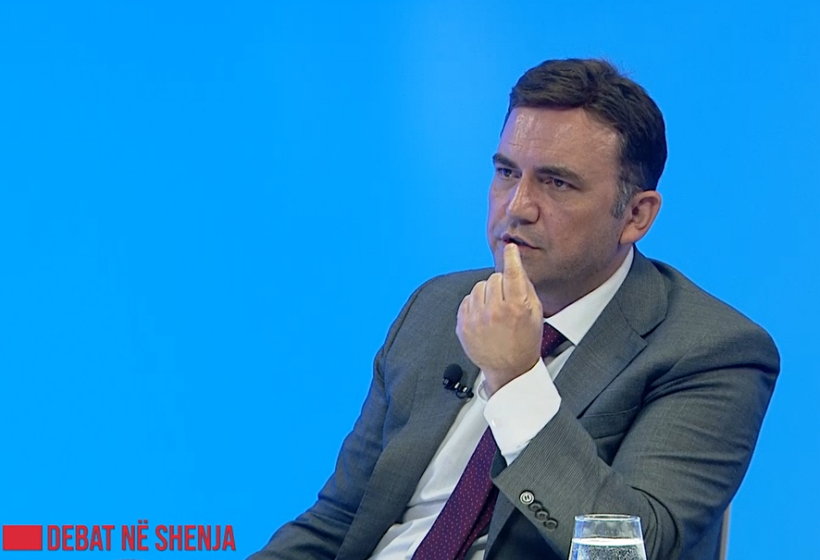  “I kanë shpallur luftë gjuhës shqipe”, Osmani: Kjo nuk do zgjasë shumë, shqiptarët janë zgjuar, shihni studentët!