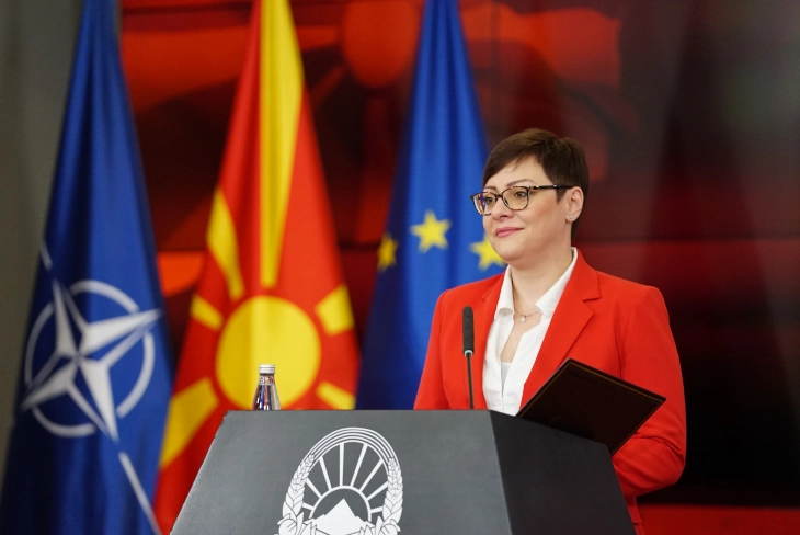  Dimitrieska-Koçoska: Ulja e akcizës për karburantet do të vlejë deri më 1 qershor