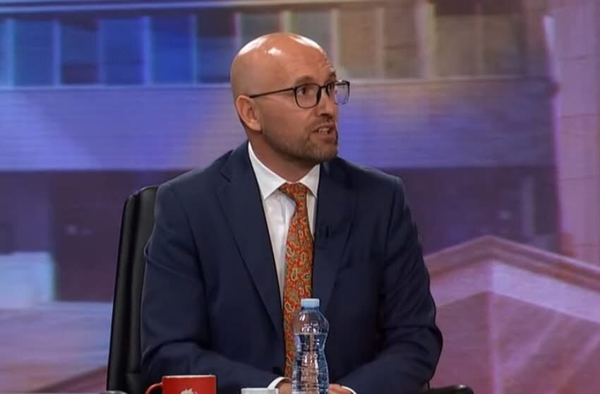  Hasanpapaj: Kemi nevojë për shtet të fortë dhe jo parti që forcohen në dëm të shtetit