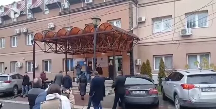  Serbët në Veri largojnë nga puna shqiptarët me arsyetimin se nuk i plotësojnë kriteret