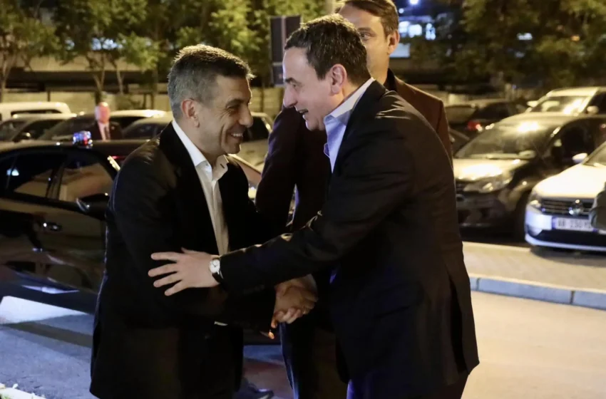  Izet Mexhiti: Mirë se erdhe në Shkup miku im, kryeministër Albin Kurti!