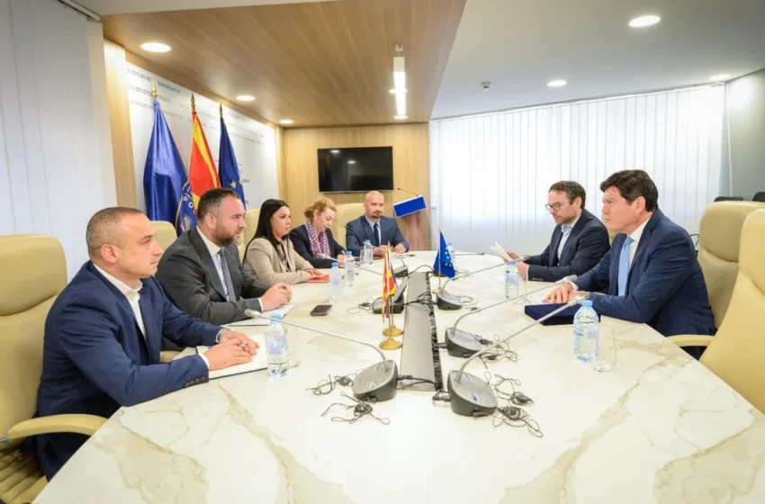  Toshkovski dhe Rokas konfirmojnë mbështetjen e BE-së për reformat në MPB