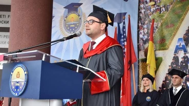  Me çfarë kredibiliteti kandidon Kushtrim Ahmeti për rektor të Universitetit të Tetovës?