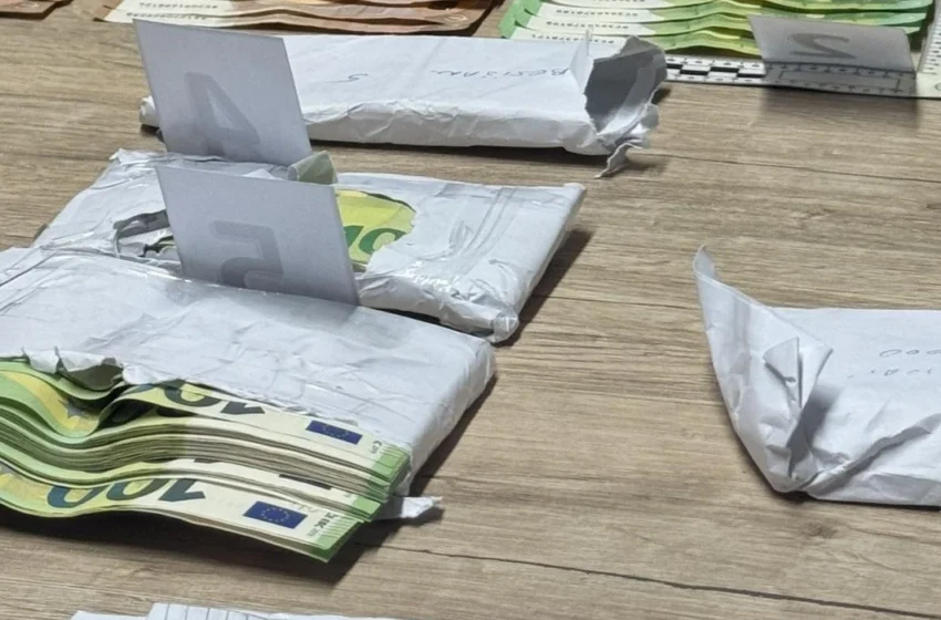  Konfiskohen 35 mijë euro në Tabanoc, ndalohen shoferi dhe pasagjeri i autobusit