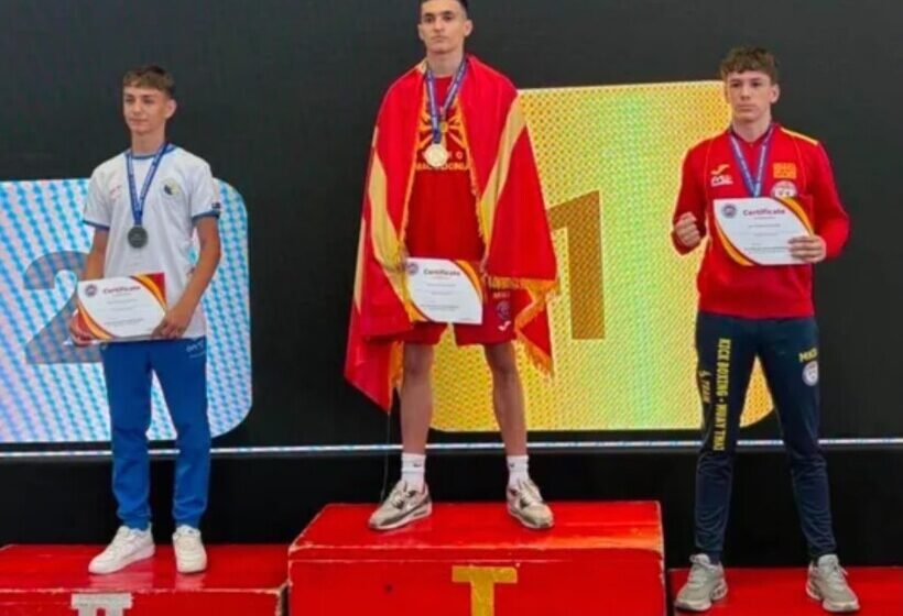  Turker Ismail – juniori më i mirë në tatami në disiplinën Kick Light