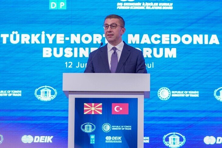 Mickoski në forumin e biznesit në Stamboll fton investitorët turq  Të ndërtojmë të ardhmen së bashku