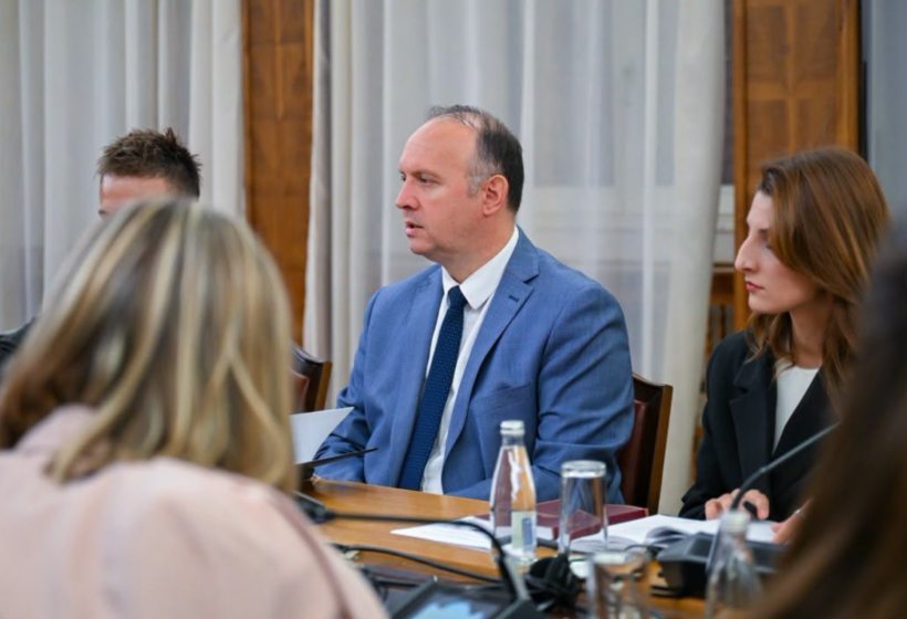  Gashi thirrje partive që t’i tejkalojnë dallimet rreth kodit zgjedhor