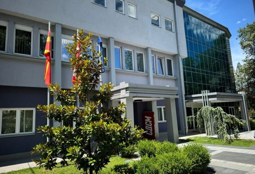  LSDM: Vuçiqi i caktoi zgjedhjet, tani Mickoski menjëherë do ta bëjë