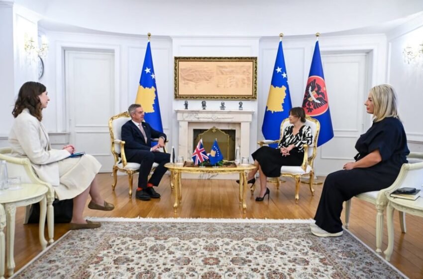 Ngërçi institucional, Haxhiu diskuton me ambasadorin britanik
