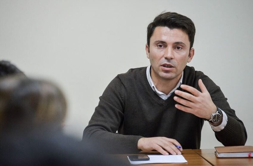  Rrustemi: Kurdo që takohen Kurti e Abdixhiku do të propozojnë emrat konkret për president