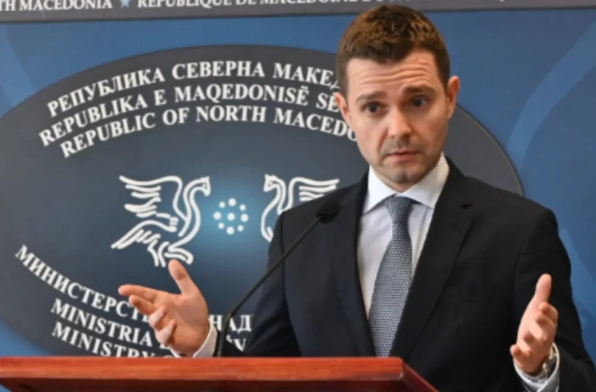  Mucunski: Bisedimet po zhvillohen “nën radar” për zhbllokimin e rrugës evropiane të Maqedonisë