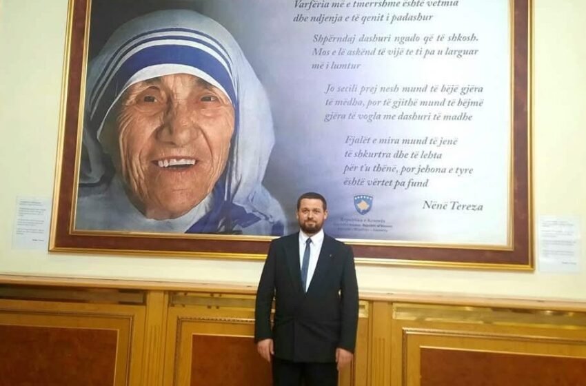  Hoxha Labinot Maliqi në Ditën Ndërkombëtare të Bamirësisë kujton Nënën Terezë: Kombi shqiptar është më i fortë kur secili e ruan besimin e vet, respekton tjetrin dhe punon për të mirën e përbashkët