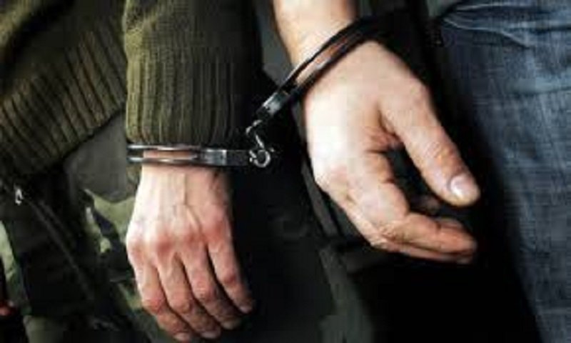  Arrestohen dy të dyshuar për ‘Fajde’, u kapën në flagrancë gjatë marrjes së kamatës nga viktima