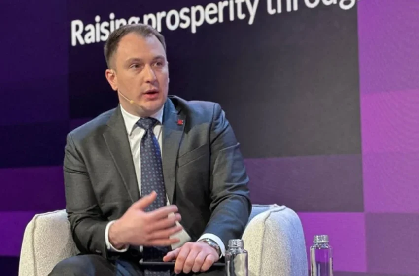  Andonovski: Patent-shoferi dhe letërnjoftimi në telefon, aplikacioni “m-shërbime” gati për testim