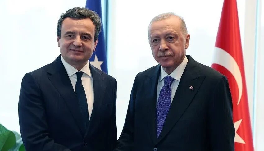  Kurti takohet me Erdoganin, flet edhe për aktgjykimin e Speciales
